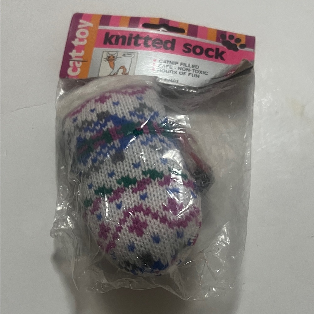 CAT TOY KNITTED SOCK DURABLE LONG LASTING PLAYTIME STOCKING STUFFER‎